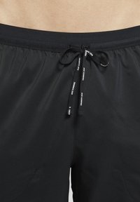 Nike Performance STRIDE - Urheilushortsit - black