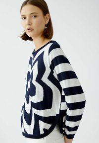 Oui Trui - dark blue white