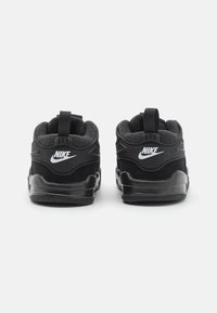 Jordan JORDAN 4 RM - Baskets basses - black/white