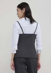 Calliope CON BOTTONI  - Weste - grigio