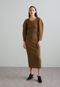 By Malene Birger FRANCINAS - Kardigán - shitake
