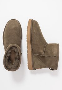 UGG Botki