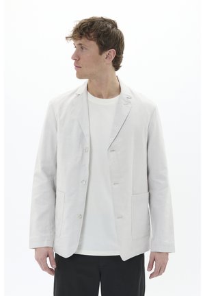 Helle, legere Blazerjacke mit lockerer Passform, mit Reverskragen, drei Knöpfen und zwei vorderen Taschen.