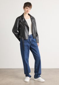 Calvin Klein Jeans MOTO JACKET BELT - Veste en similicuir - black beauty