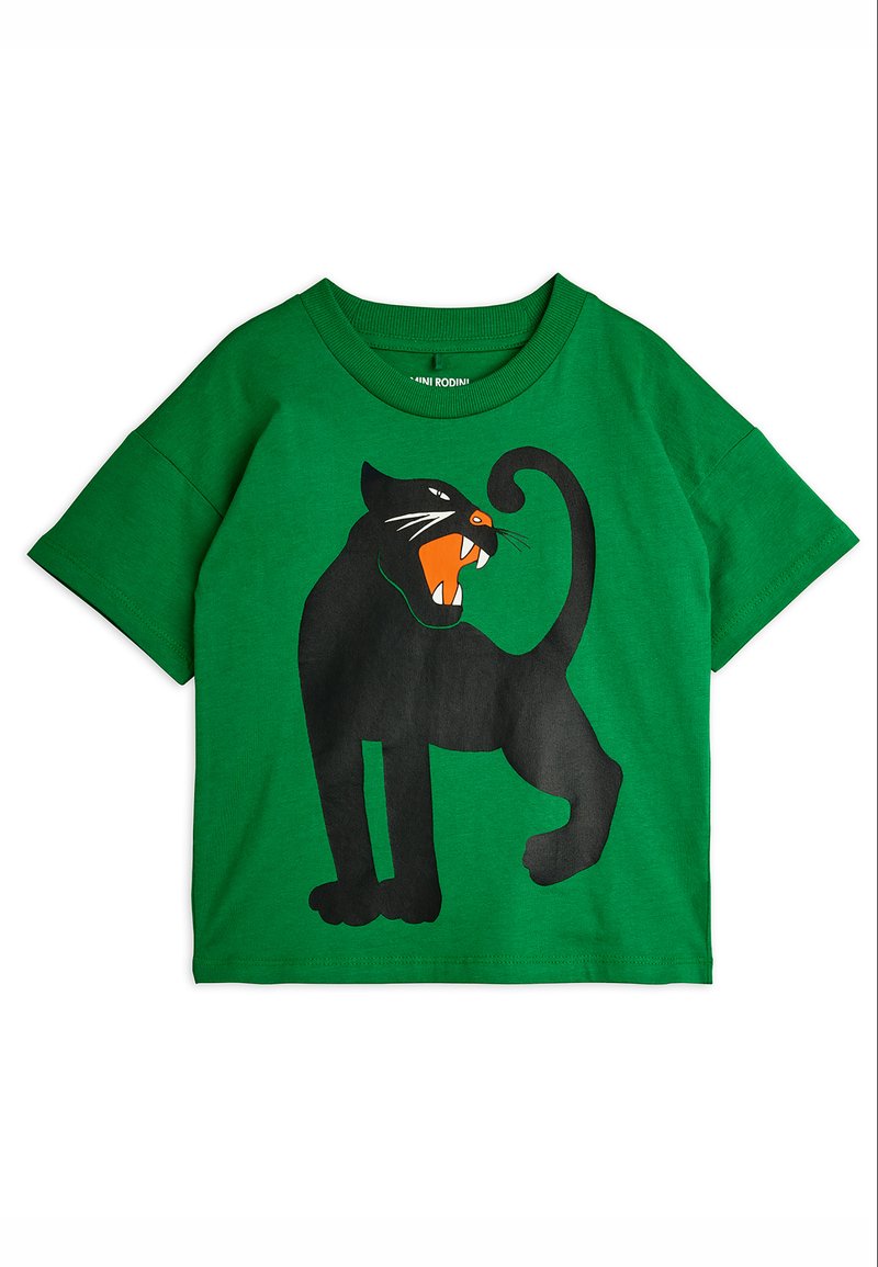 Πράσινο κοντομάνικο μπλουζάκι με μεγάλο γραφικό μαύρης πάνθηρας που δείχνει τους κυνόδοντές της και έχει πορτοκαλί στόμα στο μπροστινό μέρος.