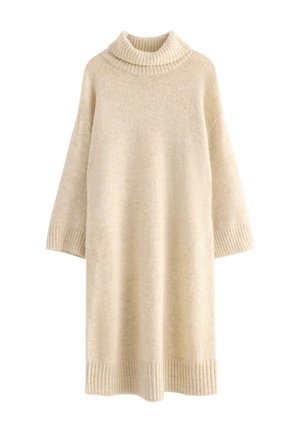 Abito maglione color crema con collo alto a costine, vestibilità ampia, maniche a tre quarti e dettaglio orlo a costine. Tessuto morbido.