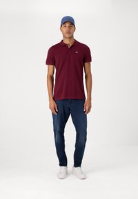 Tommy Jeans SIMON SKINNY - Vaqueros pitillo - denim dark