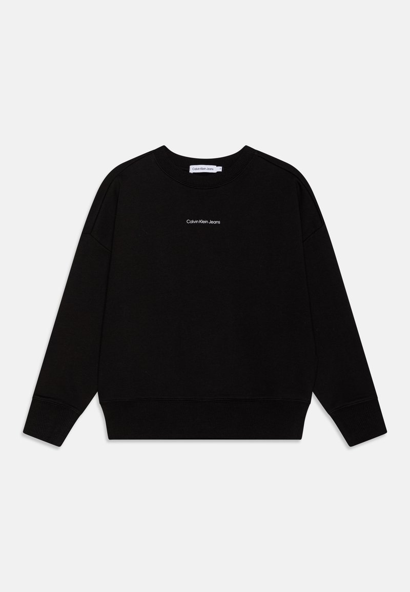 Felpa nera realizzata in tessuto morbido con scollatura a girocollo. Caratterizzata dal logo Calvin Klein Jeans ricamato in bianco sul petto.
