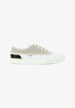 Hermès, CLOTH TRAINERS WHITE - Baskets basses - white