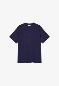 Atlasīts, blackberry