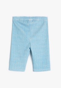 Ljusblå shorts med rutmönster och elastisk midja. Materialet verkar lätt och andas, lämpligt för varmt väder.