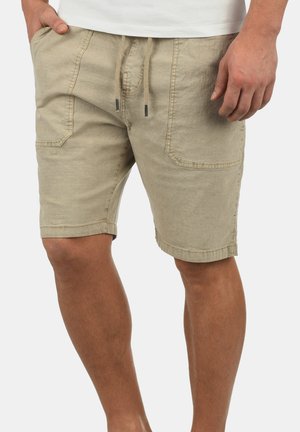 IDFRANCESCO - Shorts - white pepp