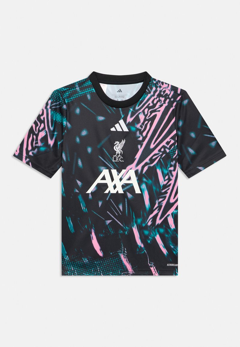 Juoda trumpomis rankovėmis marškinėliai su dinamišku daugiabriauniu grafiniu raštu, priekyje baltas „AXA“ logotipas ir Liverpulio FC emblema.