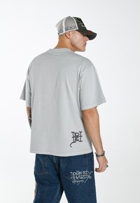 Ed Hardy HOLLY-PANTHER  - Print T-shirt - washed grey