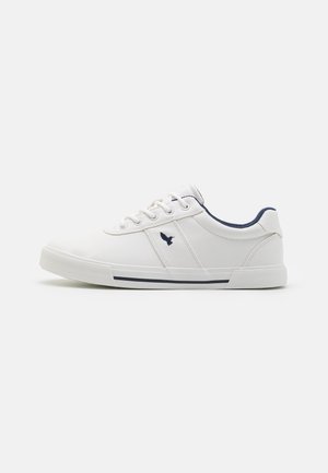 Baskets basses - white