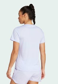 adidas Performance RUN IT - Sport T-Shirt - violet tone