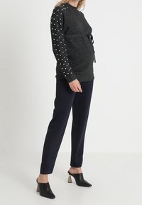 MAMALICIOUS Strickpullover - dark grey