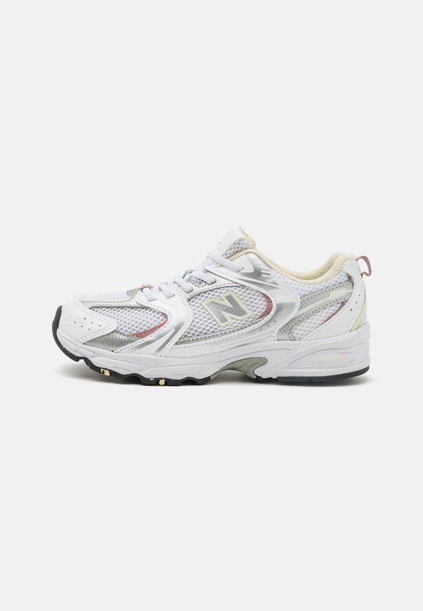 530 UNISEX - Sneaker low