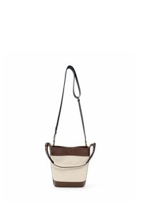 Leinen-Eimer-Tasche mit braunen Lederelementen. Verfügt über einen einzelnen verstellbaren Riemen und eine abgerundete Oberöffnung. Cremefarbener Körper.