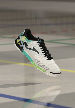 Joma, REGATE INDOOR - Футболни обувки за игра на закрито - white
