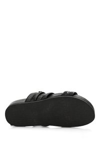 Mexx LATOYA - Platt slip-in - black