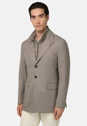 SUSTAINABLE WITH REMOVABLE GILET - Sako - sand