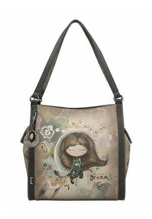 Mehrfarbige Handtasche mit einer Cartoon-Illustration eines Mädchens, aus glattem synthetischem Material, mit dunklen Trägern, einem dekorativen Anhänger und gestickten Akzenten.