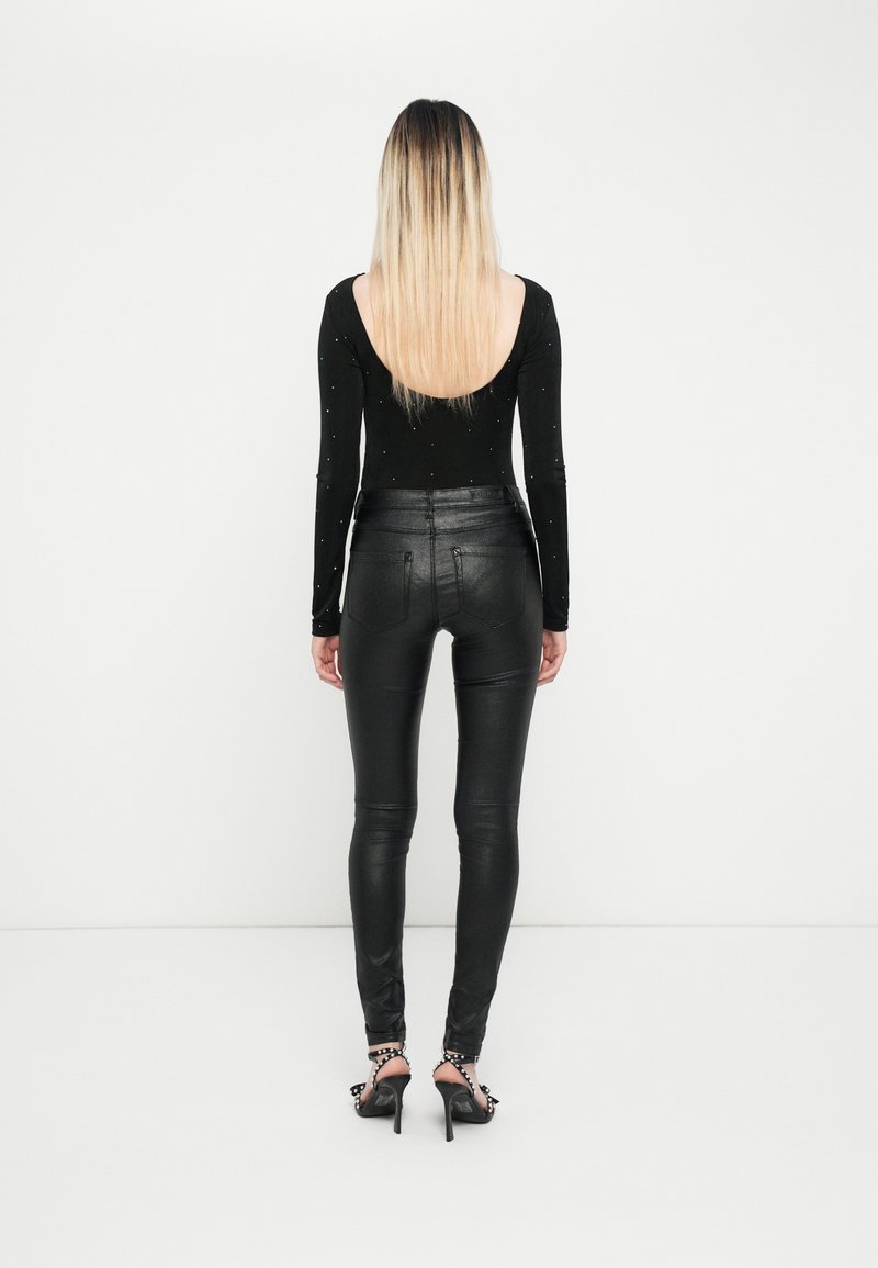 Pantalon Skinny En Simili-Cuir ONLY - Coupe Adjustée, Style Rock - Fabriqué Avec Fibres Ecovero Durables