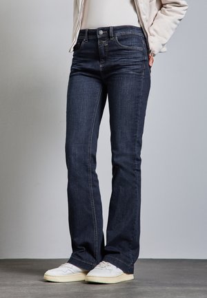 Jeansy Bootcut