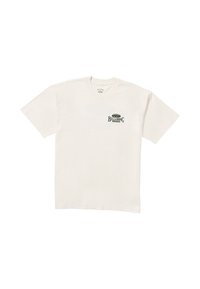 Cremefarvet bomulds t-shirt med korte ærmer, rund hals og et lille grønt grafisk logo på venstre bryst. Blød tekstur, almindelig pasform.