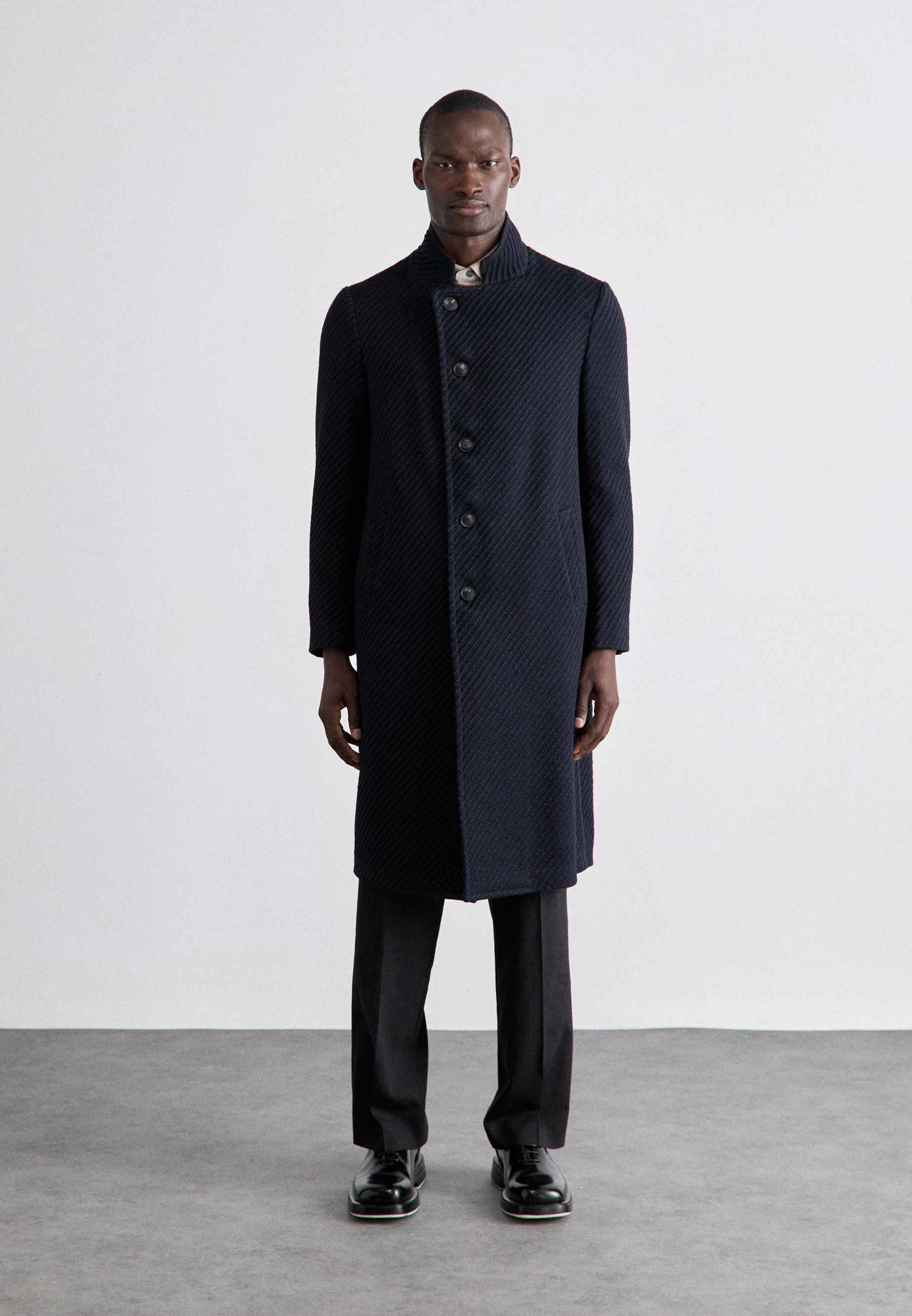 Emporio Armani COAT - Classic coat - vulcan/dark blue