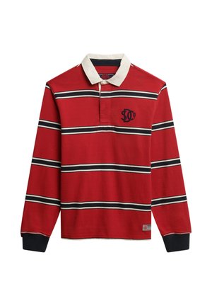 Rød langærmet polo t-shirt med hvid krave, prydet med sort-hvide vandrette striber og et lille logo på brystet.