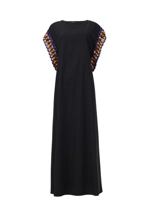 Vestido de algodón negro con un corte holgado, que presenta acentos de cuentas coloridas en las mangas, creando un contraste texturizado y vibrante.