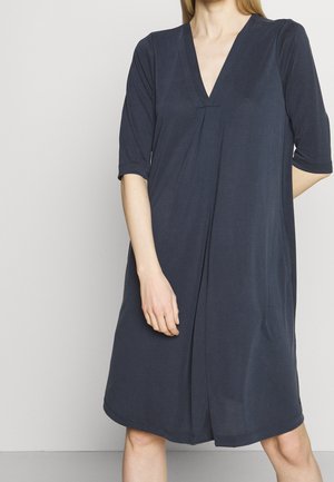 Sukienka z dżerseju