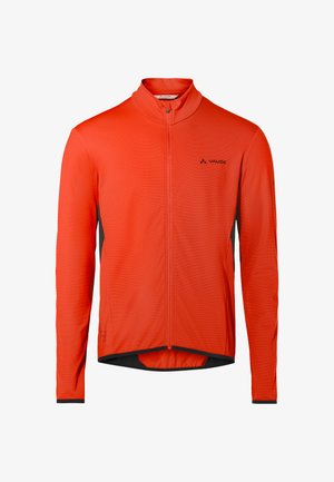 Giacca da ciclismo a maniche lunghe di colore arancione brillante con cerniera frontale completa, collo alto e logo VAUDE sul petto a sinistra.