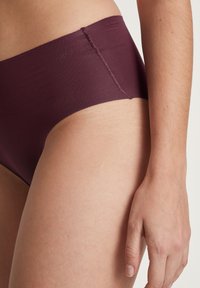 Calida NATURAL SKIN - Slip - port royal red