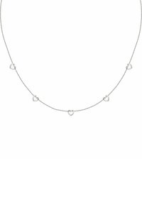 Sølv kædething med fem små, åbne hjertecharms jævnligt fordelt langs længden. Glat tekstur med et minimalistisk design.