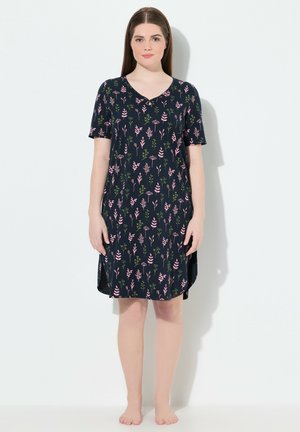 Camicia da notte a maniche corte in navy con stampa floreale nei toni del rosa e del verde, dotata di scollatura a V e spacchi laterali per facilitare i movimenti.