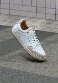 SMASH CHOICE 3 - Sneakers basse - milk ecru