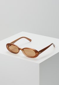Le Specs OUTTA LOVE  - Aurinkolasit - tan