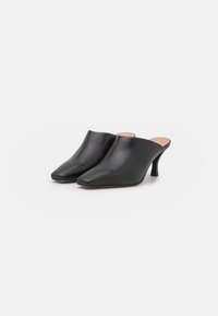 BOSS CHARLOTTE SABOT - Mules de salto - black