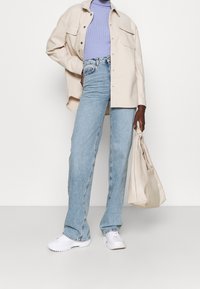 PIECES Tall Jeans straight leg - blue denim