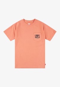 Brzoskwiniowa bawełniana koszulka z krótkim rękawem, okrągłym dekoltem i kieszenią na piersi z czarnym logo Levi's.