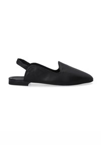 Czarne skórzane buty slingback z wydłużonym noskiem, minimalistycznym designem i płaską podeszwą, z elastycznym paskiem na piętę dla wygody.