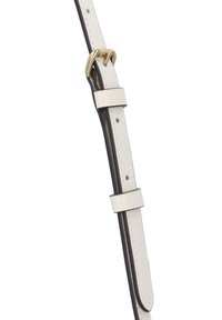 Ceinture en cuir blanc avec boucle double ardillon dorée et deux passants sur un fond blanc uni.