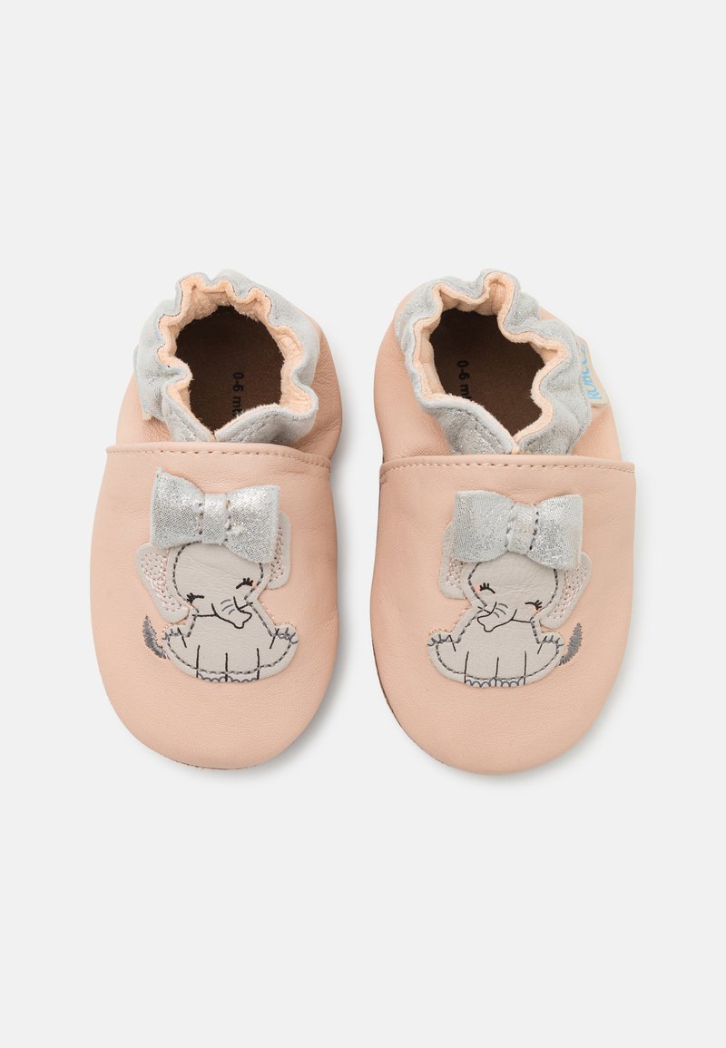 Robeez GRAPHIC LADY - Patucos - rose clair