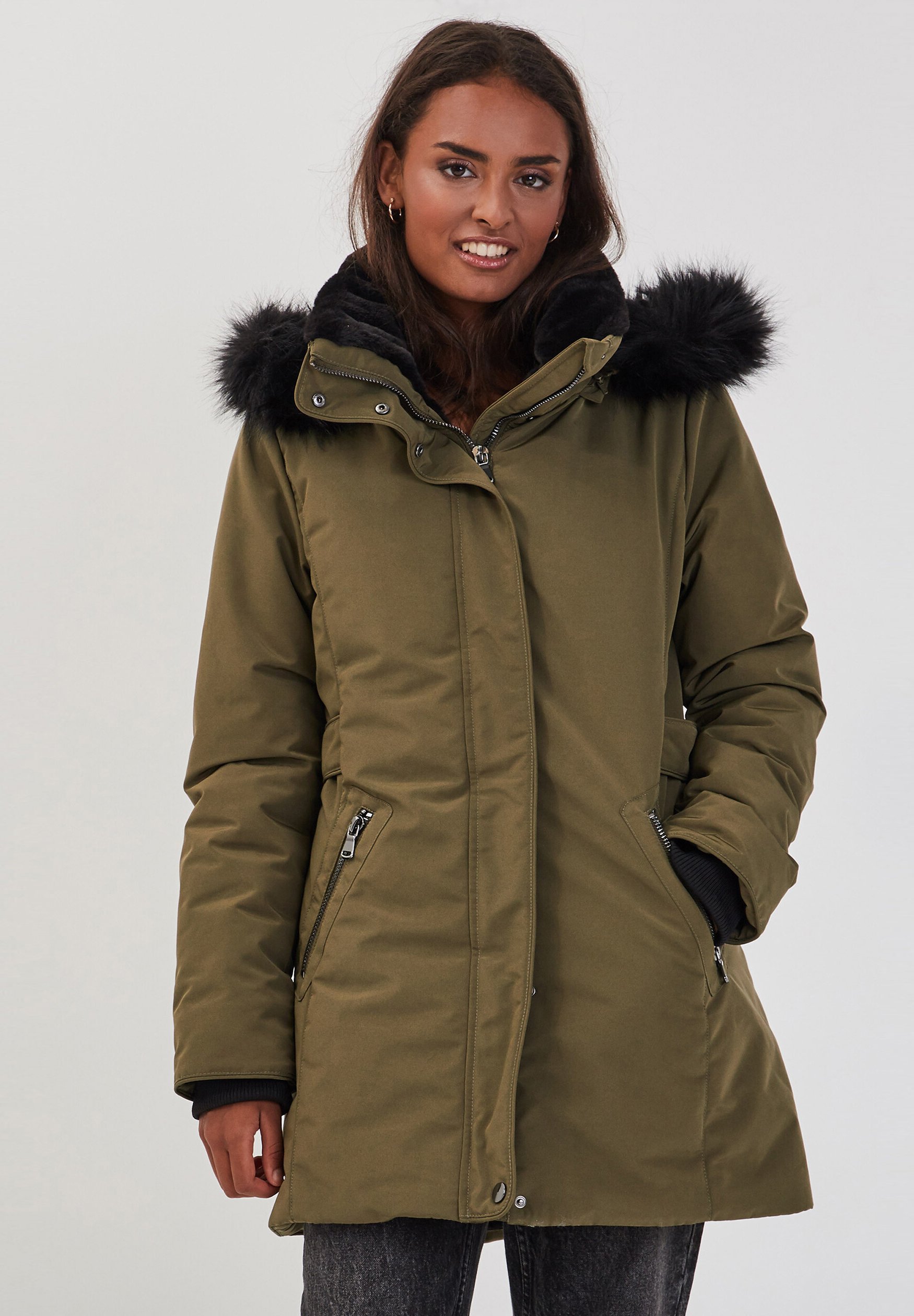 cache cache parka