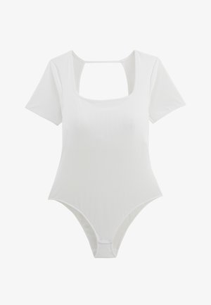 Body blanc à manches courtes avec encolure carrée et pressions à l’entrejambe, présenté sur un fond uni.