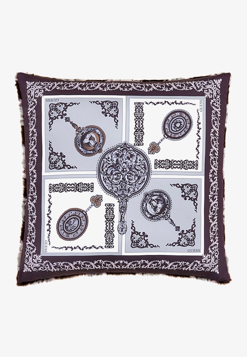 Damen Taschen | Guess HELMA SQUARE PILLOW Sonstige Accessoires brown/multi/braun - PX14921 Damen Taschen | Guess HELMA SQUARE PILLOW Sonstige Accessoires brown/multi/braun - PX14921