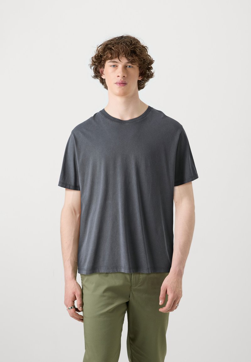 Jack & Jones JORRAVEN WASHED TEE CREW NECK - Majica kratkih rukava s printom - ebony